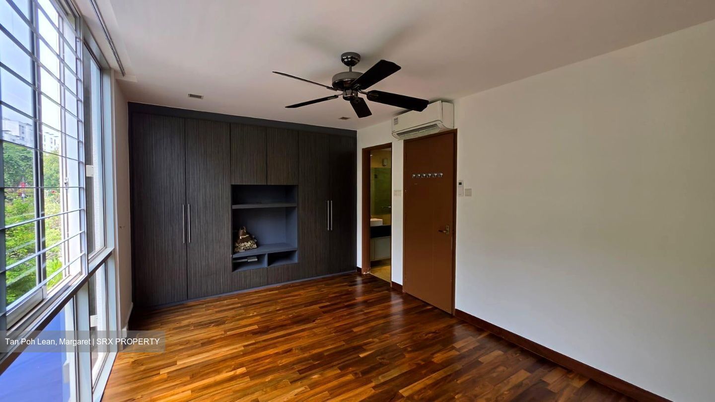 Water Terrace (D19), Terrace #615151481